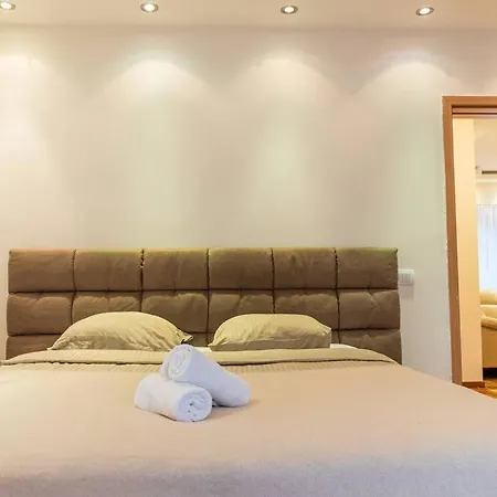 Lejlighed Royalux Zemun Residences Beograd